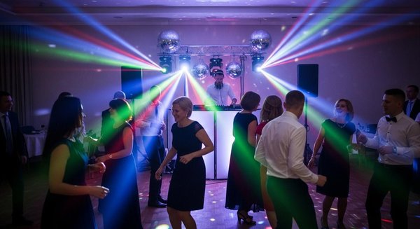 L'animation disco : la solution parfaite pour dynamiser votre soirée événementielle